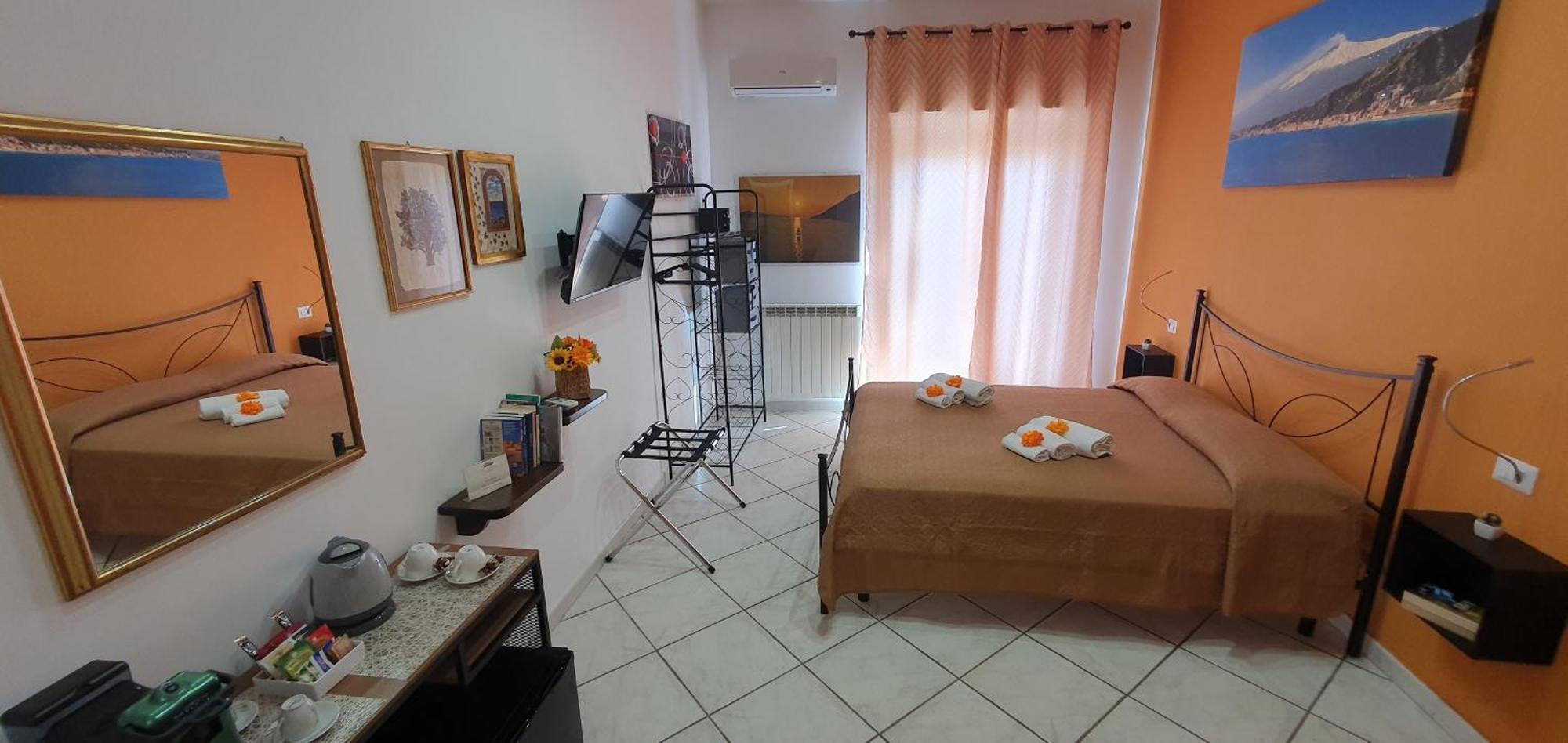 Tony & Doris Home Джардини-Наксос Экстерьер фото